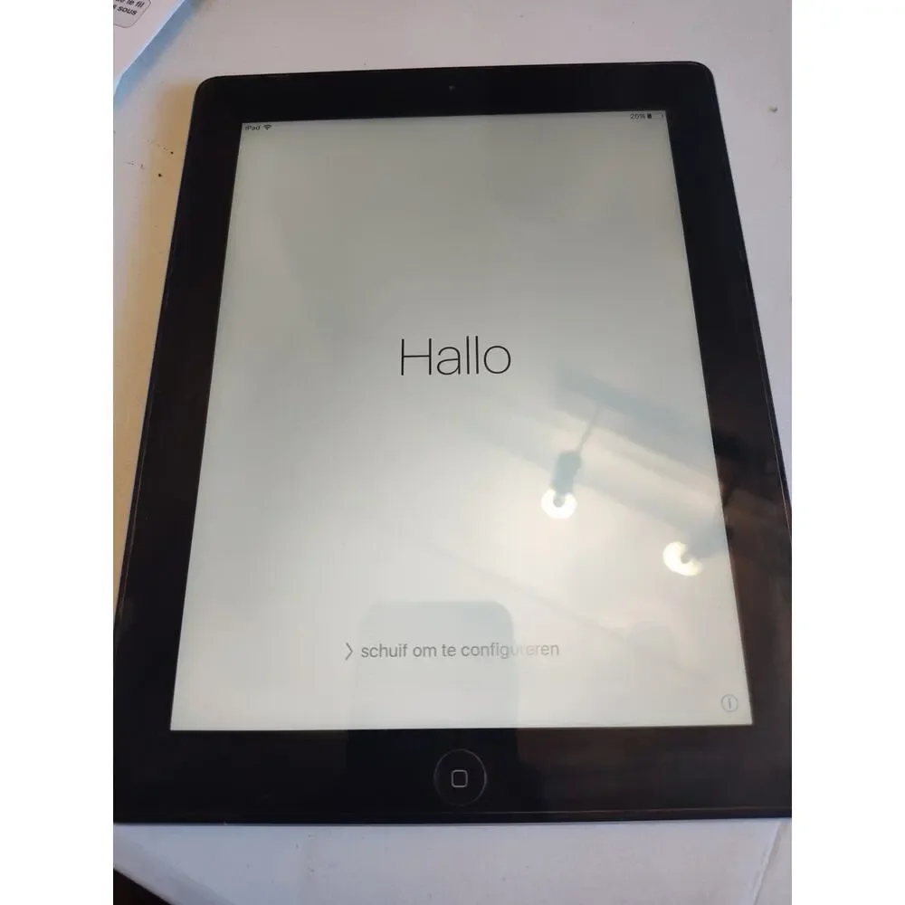Apple iPad 3 A1416 3RD Generation 16GB WiFi 9.7